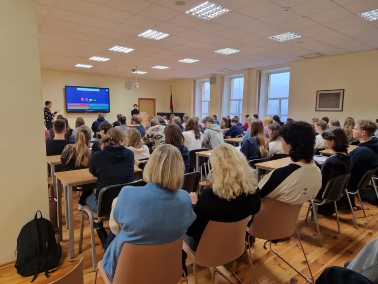 Nuotrauka 3: Demokratijos žinių konkursas
