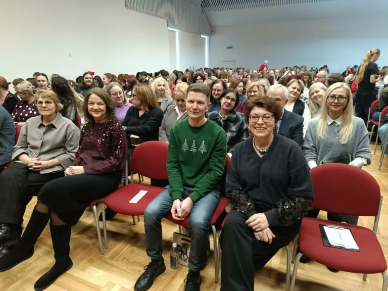 Nuotrauka 2: Mes – ŽMONĖS – esame STEBUKLŲ kūrėjai!