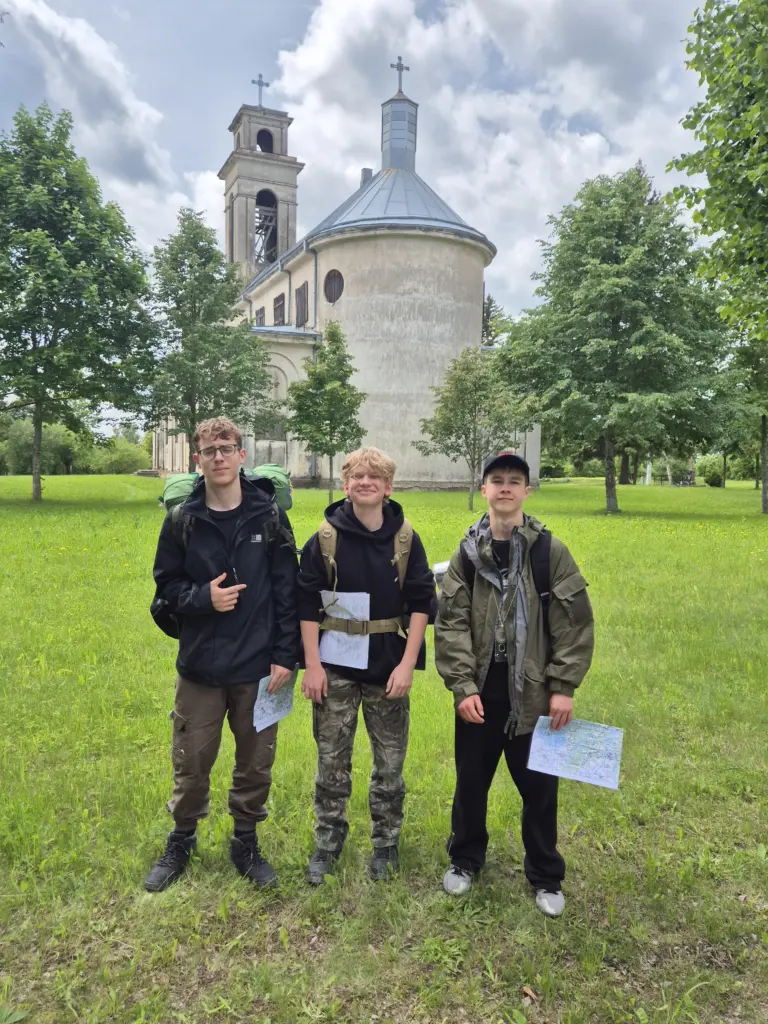 Nuotrauka 1: DofE bronzos komandos ,,Koshmarai" bandomasis žygis: nuo permirkusių batų iki neišdildomų prisiminimų