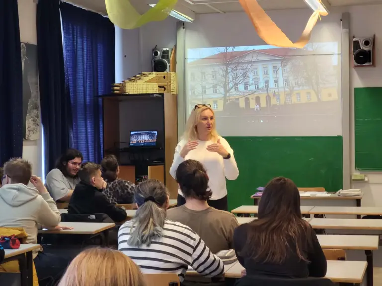 Nuotrauka 2: “Erasmus+ mobilumas Debrecene: inovatyvios pamokos, tarptautinė patirtis ir drąsus Juliaus Janonio gimnazijos mokytojų žingsnis”