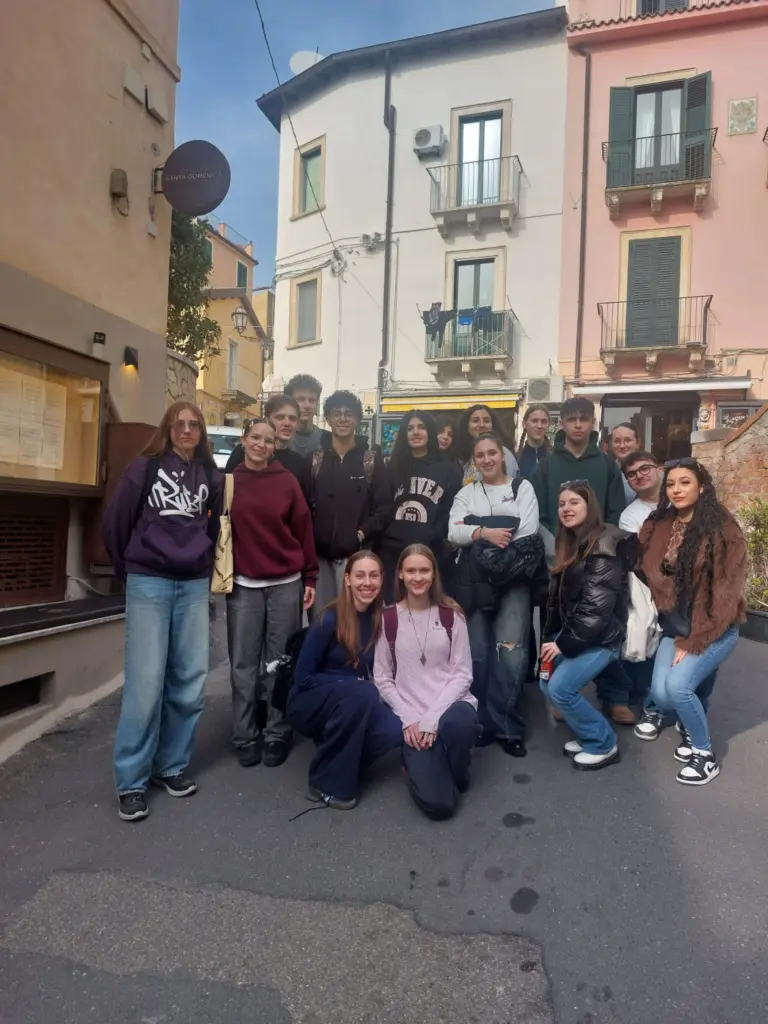 Nuotrauka 2: Jauni balsai – bendra Europos ateitis: Erasmus+ patirtys Sicilijoje