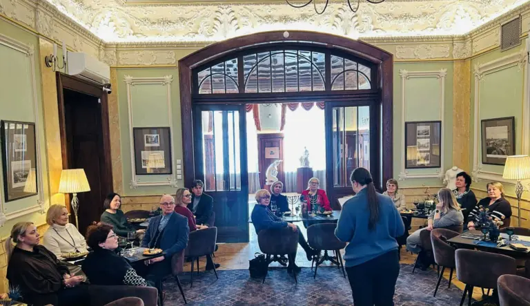 Nuotrauka 3: Gimnazijos mokytojai šįkart pravėrė Chaimo Frenkelio vilos-muziejaus duris.