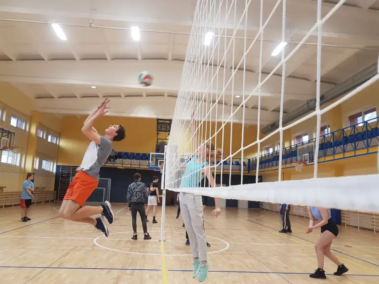 Nuotrauka 5: „Gimnazijos sporto festivalis 170“ – tinklinio turnyras 2022 04 07