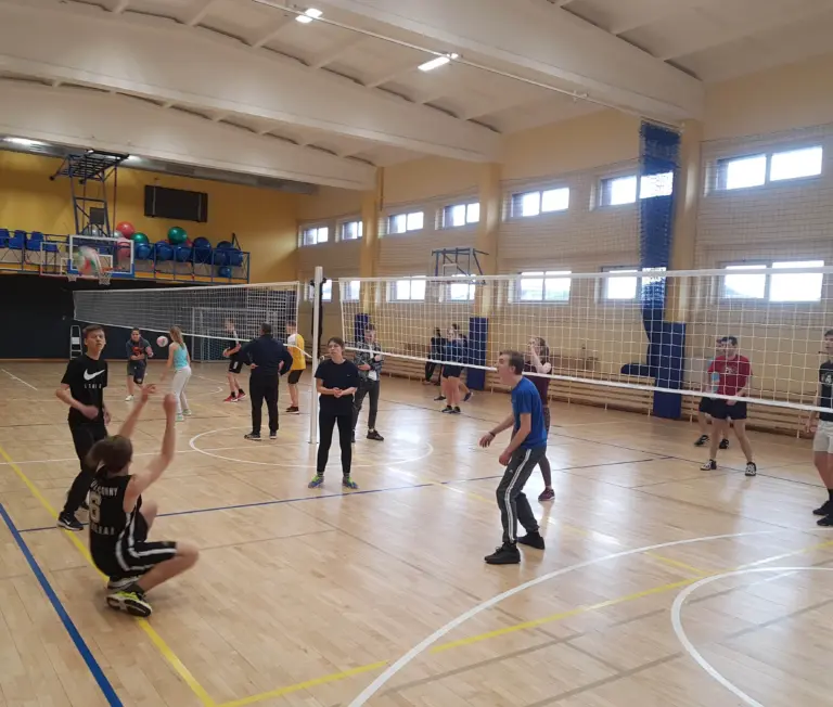 Nuotrauka 4: „Gimnazijos sporto festivalis 170“ – tinklinio turnyras 2022 04 07