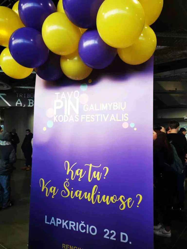 Nuotrauka 2: Janoniečiai klausia: Ką tu? Ką Šiauliuose?
