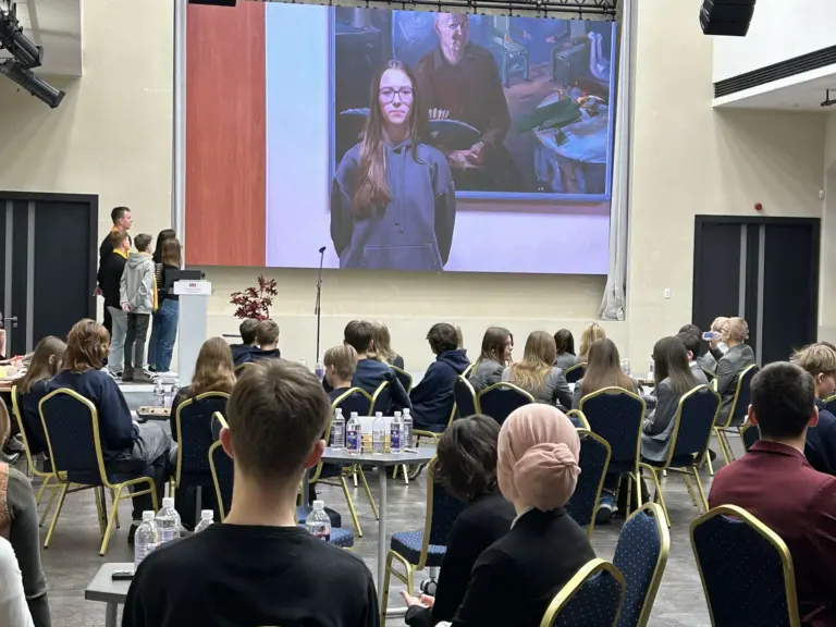 Nuotrauka 4: Protmūšiukai dalyvavo LDK valdovų rūmuose vykusiame konkurse „Kelionė laiku. Praeitis priklauso ateičiai“