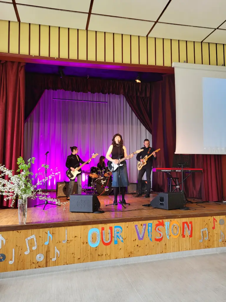 Nuotrauka 1: MUZIKANTŲ SĖKMĖ ANGLIŠKOS DAINOS KONKURSE „OUR VISION“