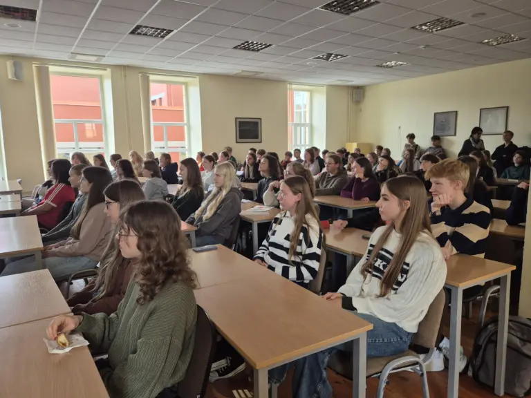 Nuotrauka 3: DofE programos pristatymas pirmų klasių mokiniams