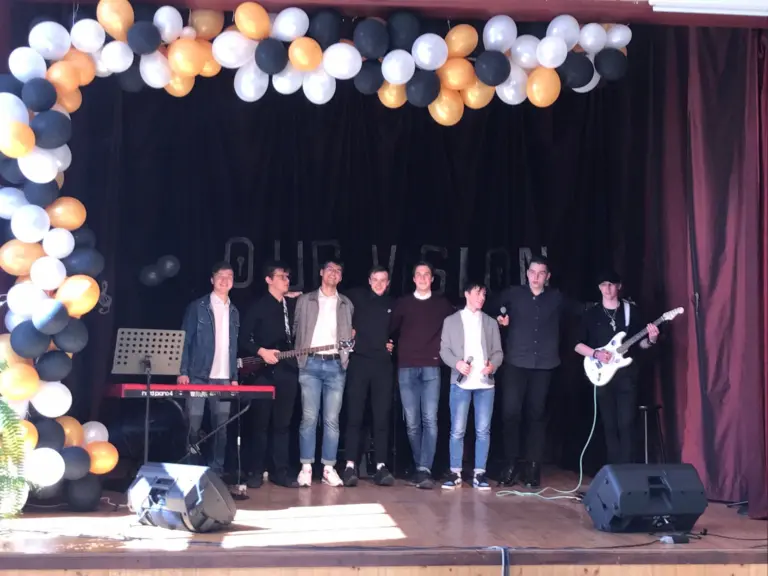 Nuotrauka 3: MUZIKANTŲ SĖKMĖ ANGLIŠKOS DAINOS KONKURSE „OUR VISION“