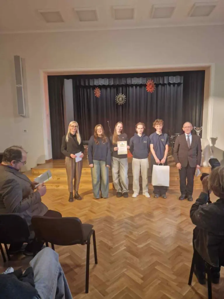 Nuotrauka 1: Moksleivių matematikos olimpiada B.Grigelionio taurei laimėti