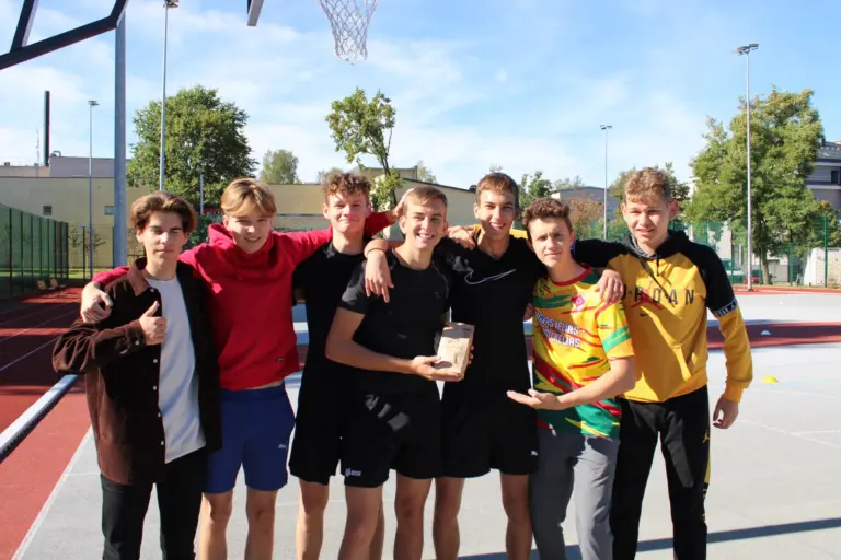 Nuotrauka 3: Sporto diena gimnazijoje