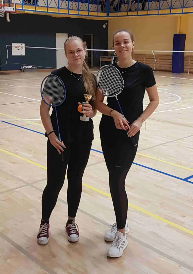 Nuotrauka 1: Kalėdinis badmintono vienetų turnyras