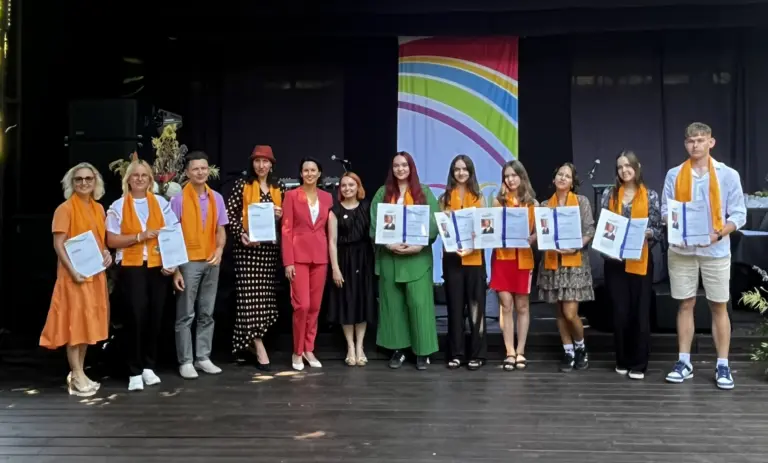 Nuotrauka 5: Tarptautinės programos DofE Award ženkleliais pasipuošė net 14 janoniečių!