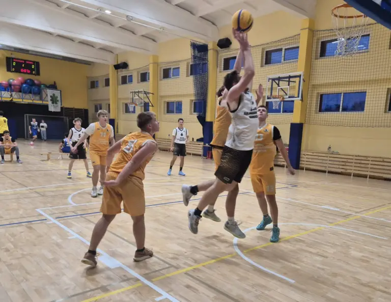 Nuotrauka 4: Šialių miesto mokyklų „Kalėdinis krepšinio turnyras 4×4”