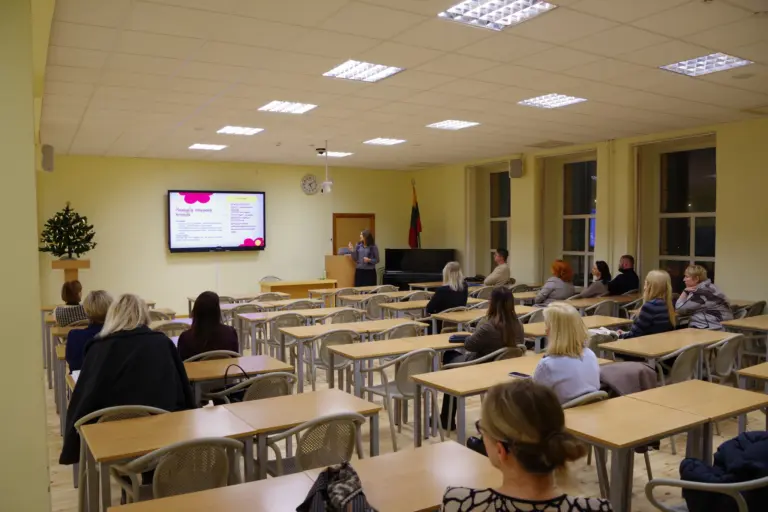 Nuotrauka 7: Atvirų durų diena gimnazijoje: tėveliai pasinėrė į gimnazijos gyvenimą!