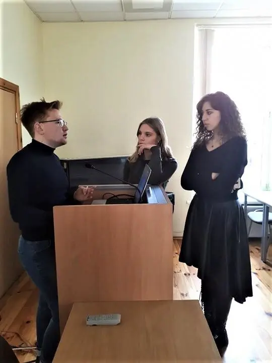 Lukas dalijosi žurnalistikos studijų patirtimi