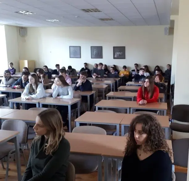 Lukas dalijosi žurnalistikos studijų patirtimi