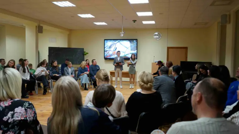 Nuotrauka 12: Kalėdinė dvasia I-osios d klasės tėvelių ir vaikų vakaronėje