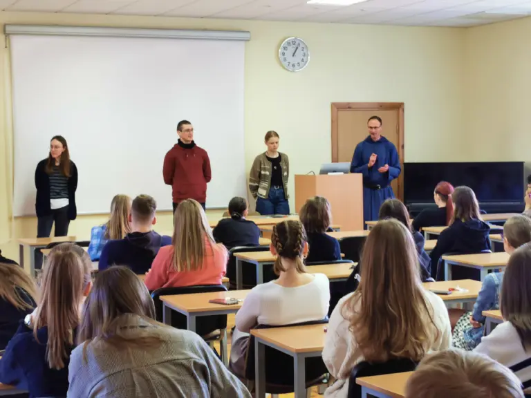 Nuotrauka 1: Ieškau savo brolio ir sesės
