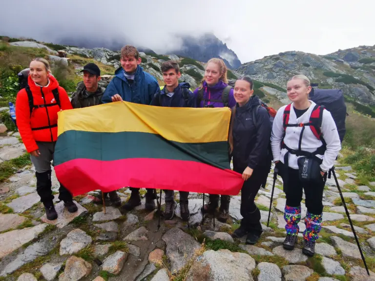 Nuotrauka 3: DofE komanda „Bildukai” įveikė iššūkius Aukštuosiuose Tatruose siekdami aukso lygio ženklelio
