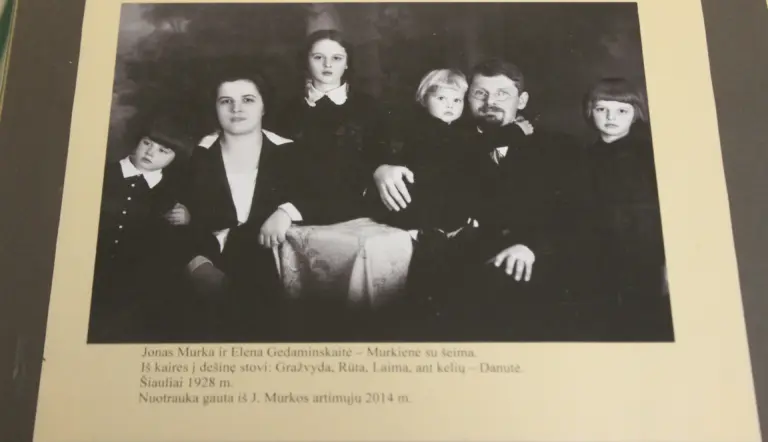 Juliaus Janonio gimnazijoje paminėtos pedagogo, kalbininko, vadovėlių autoriaus, buvusio Šiaulių gimnazijos mokytojo Jono Murkos 130-osios gimimo metinės