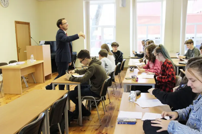 Nuotrauka 1: I KTU klasei vyko matematikos pamoka
