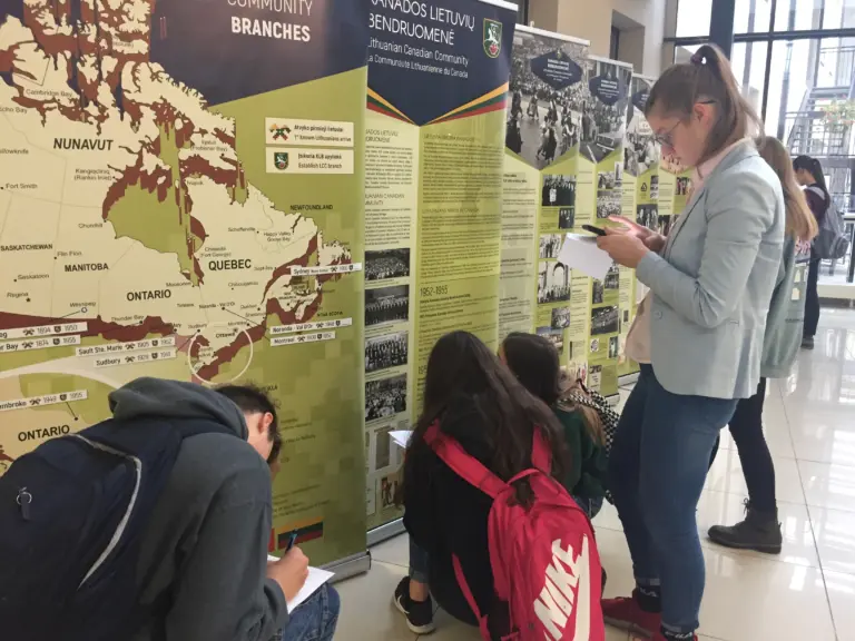 Patyriminė geografijos pamoka, skirta Pasaulio lietuvių metams „Kanados geografija. Kanados Lietuvių Bendruomenė“