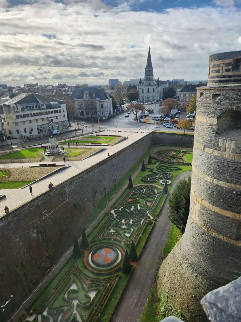 Nuotrauka 8: Trečioji mūsų Erasmus+ diena prabėgo nuostabiame Prancūzijos mieste Angers!