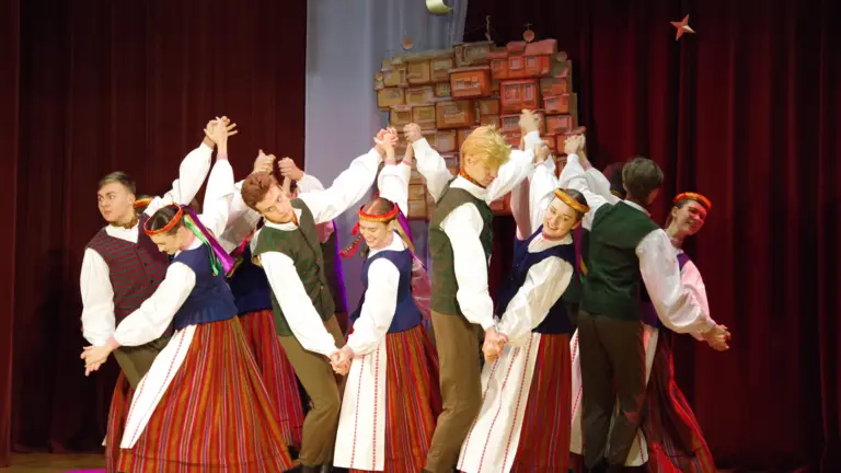 Nuotrauka 12: Buvusių abiturientų susitikimas