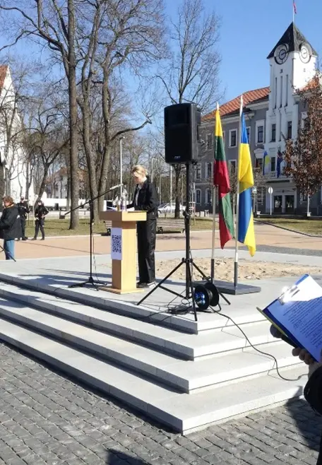 Nuotrauka 1: PILIETINĖ AKCIJA „UKRAINA GINA TARPTAUTINĘ TEISĘ IR ŽMOGAUS TEISES“