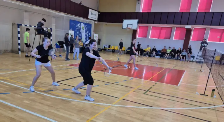 Nuotrauka 1: Lietuvos mokyklų žaidynių finalinės badmintono varžybos