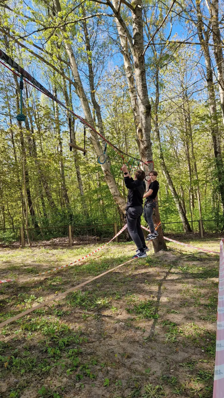 Nuotrauka 3: Juliaus Janonio gimnazijos vaikinai – treti LMŽ turizmo finalinėse varžybose!