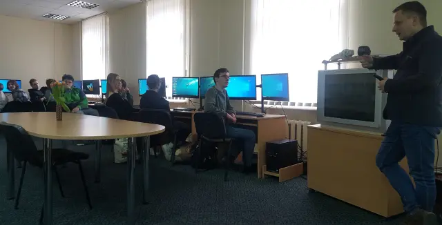 Nuotrauka 1: Integruota pamoka „Nuo matematikos iki dirbtinio intelekto”