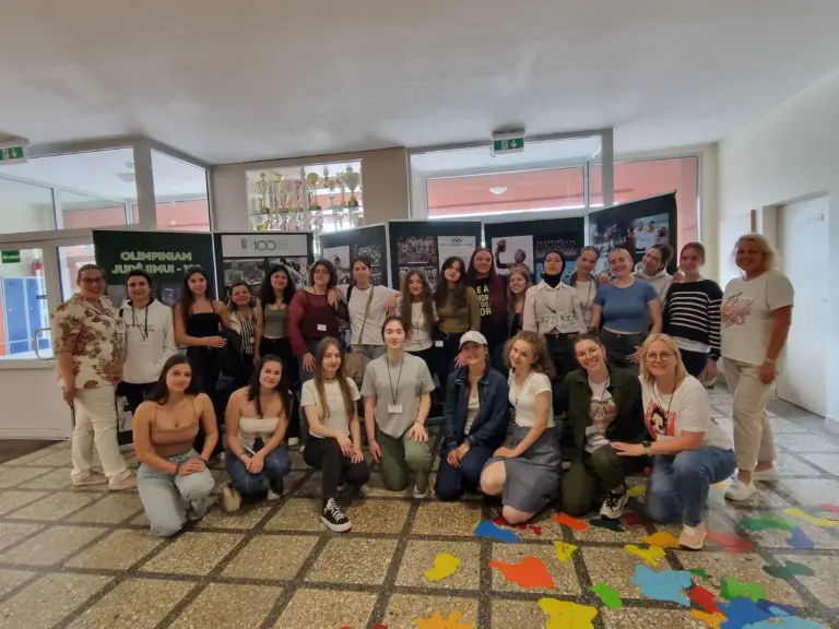 Nuotrauka 8: Ketvirtadienis – duonos diena projekto „People of Land“ dalyviams