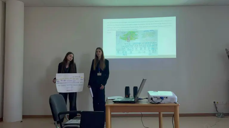 Nuotrauka 2: Vilties piligrimai: moksleivių žvilgsnis į dvasines vertybes
