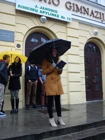 PRISIMENANT MAIRONĮ…