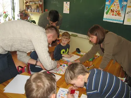 Eksperimentai su šviesa Centro pradinėje mokykloje