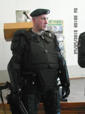 Tarnybinis šuo salėje ieškojo narkotikų