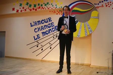 Prancūziškų dainų fesitvalį „L’amour change le monde!“ („Meilė keičia pasaulį“)
