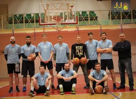 KARTŲ KREPŠINIO TURNYRAS