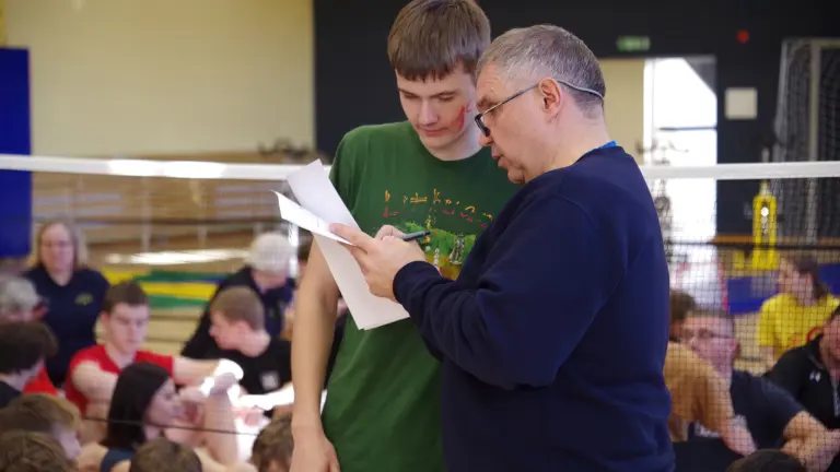 Nuotrauka 9: Sveikatą stiprinančios mokyklos renginys „Judėkime kartu 2025“ sujungė skirtingas kartas.