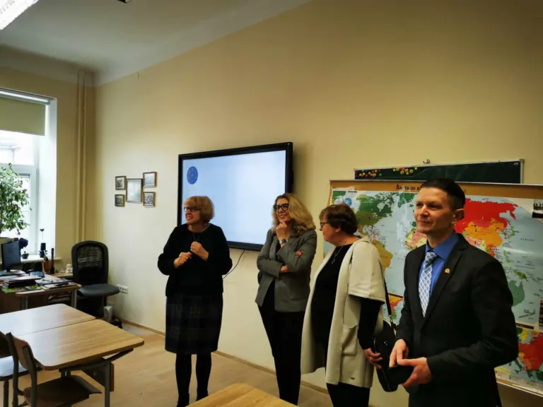Nuotrauka 4: Svečiuose Mykolo Romerio universiteto rektorė prof. dr. Inga Žalėnienė bei universiteto atstovai.