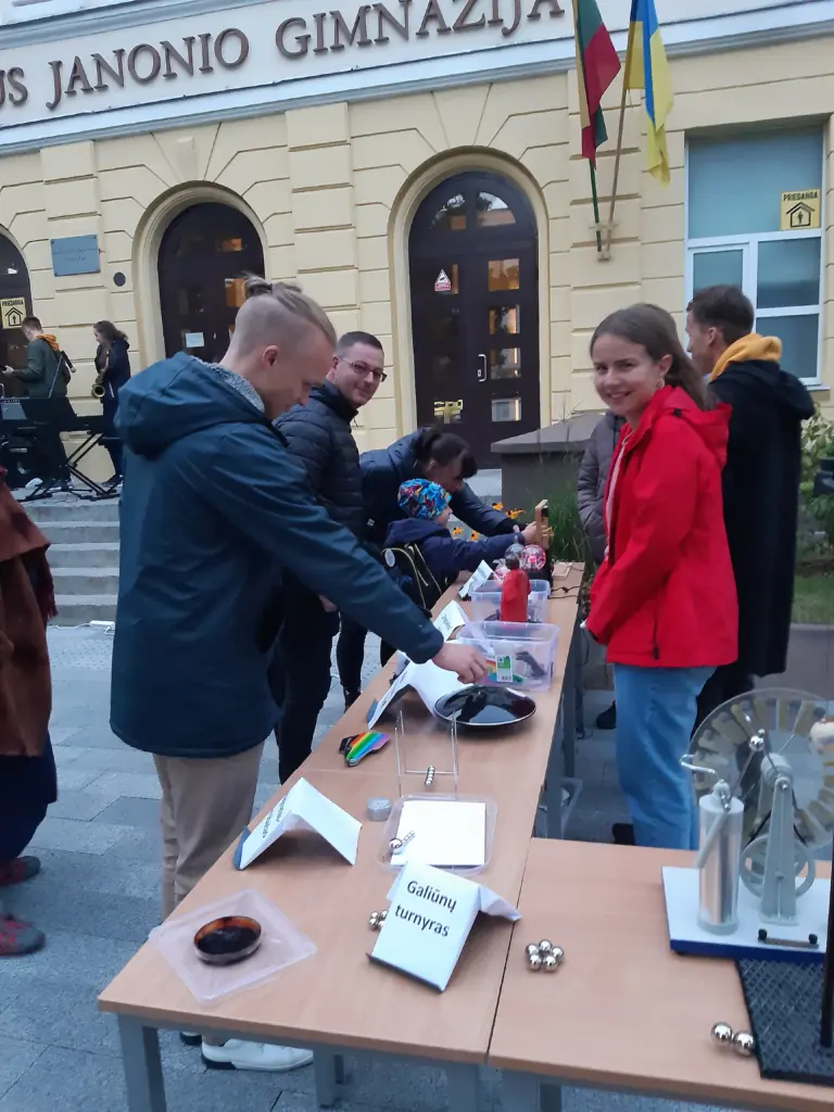 Nuotrauka 4: Šiaulių dienose – interaktyvi edukacija vaikams ir suaugusiems „#JanonisŠviesosPaslaptys“